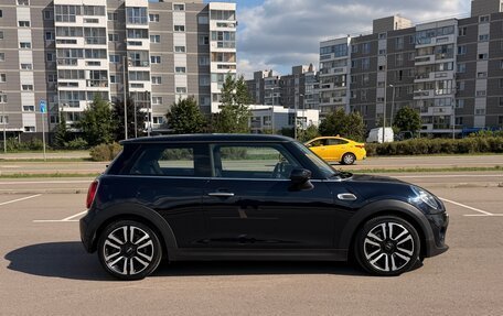 MINI Hatch, 2019 год, 2 150 000 рублей, 4 фотография