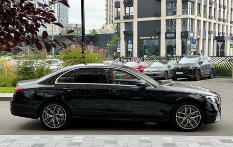 Mercedes-Benz E-Класс, 2021 год, 4 150 000 рублей, 4 фотография