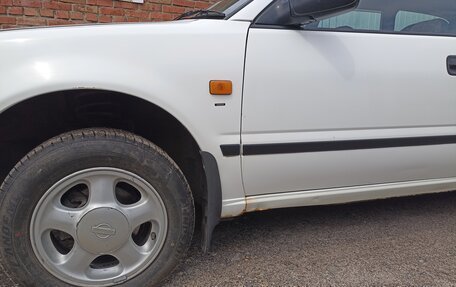 Nissan Avenir II, 1997 год, 150 000 рублей, 2 фотография