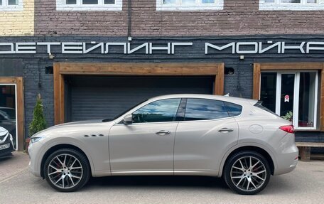 Maserati Levante I, 2018 год, 3 500 000 рублей, 2 фотография