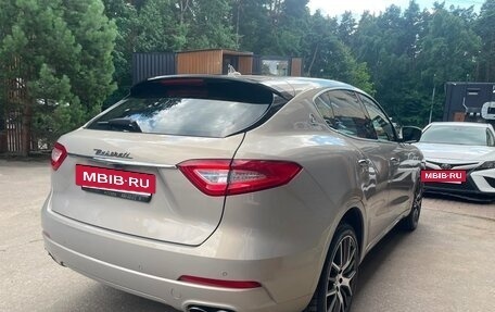 Maserati Levante I, 2018 год, 3 500 000 рублей, 3 фотография