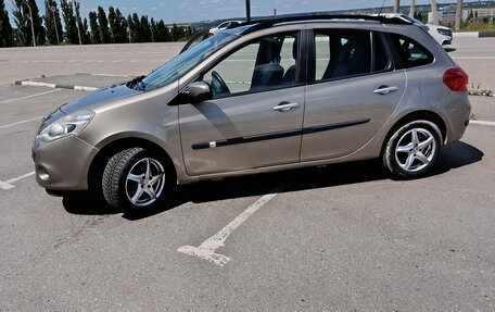 Renault Clio III, 2010 год, 570 000 рублей, 3 фотография