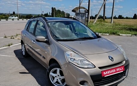 Renault Clio III, 2010 год, 570 000 рублей, 2 фотография