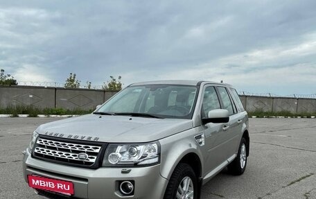 Land Rover Freelander II рестайлинг 2, 2013 год, 2 200 000 рублей, 13 фотография