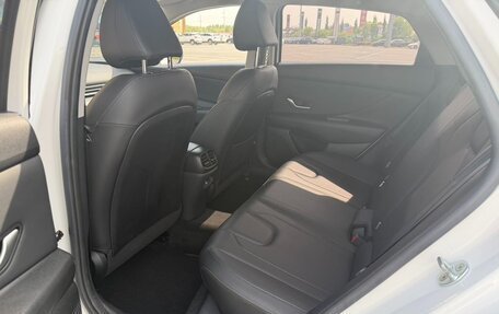 Hyundai Elantra, 2022 год, 1 539 000 рублей, 14 фотография
