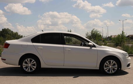 Volkswagen Jetta VI, 2014 год, 706 879 рублей, 4 фотография