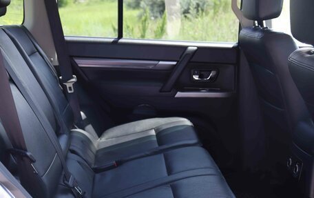 Mitsubishi Pajero IV, 2014 год, 2 208 822 рублей, 19 фотография