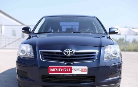 Toyota Avensis III рестайлинг, 2008 год, 750 000 рублей, 2 фотография