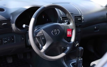 Toyota Avensis III рестайлинг, 2008 год, 750 000 рублей, 13 фотография