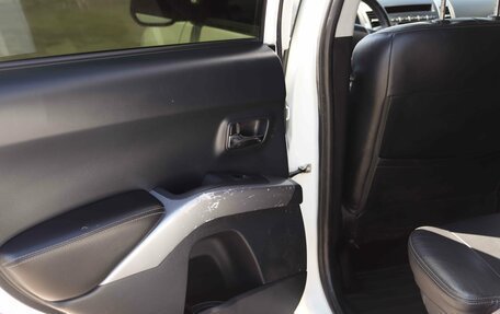 Peugeot 4007, 2008 год, 575 631 рублей, 19 фотография