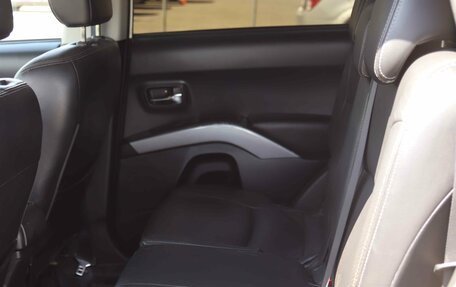 Peugeot 4007, 2008 год, 575 631 рублей, 20 фотография