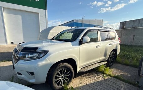 Toyota Land Cruiser Prado 150 рестайлинг 2, 2019 год, 5 400 000 рублей, 6 фотография