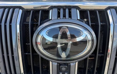 Toyota Land Cruiser Prado 150 рестайлинг 2, 2019 год, 5 400 000 рублей, 4 фотография