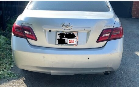 Toyota Camry, 2010 год, 830 000 рублей, 2 фотография