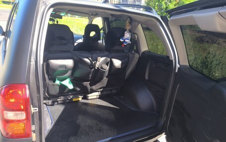 Toyota RAV4, 2005 год, 1 190 000 рублей, 8 фотография