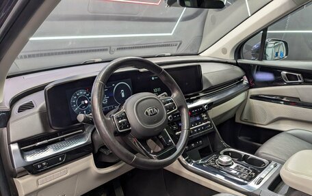 KIA Carnival, 2021 год, 3 300 000 рублей, 9 фотография