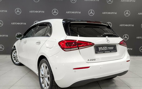 Mercedes-Benz A-Класс, 2020 год, 2 750 000 рублей, 7 фотография
