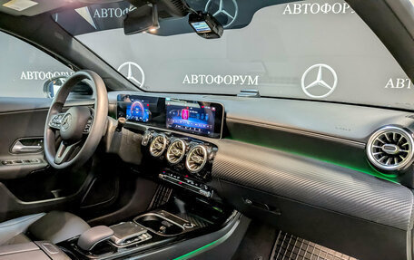 Mercedes-Benz A-Класс, 2020 год, 2 750 000 рублей, 11 фотография