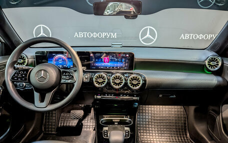 Mercedes-Benz A-Класс, 2020 год, 2 750 000 рублей, 14 фотография