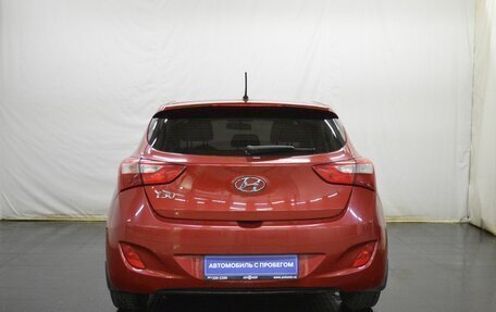 Hyundai i30 II рестайлинг, 2015 год, 999 000 рублей, 6 фотография