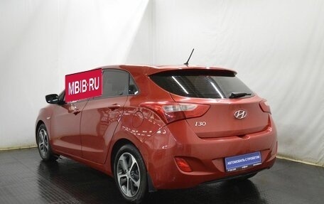 Hyundai i30 II рестайлинг, 2015 год, 999 000 рублей, 7 фотография