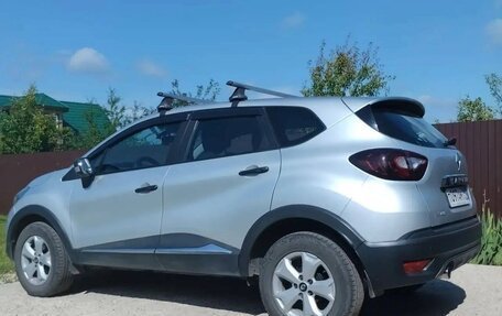 Renault Kaptur I рестайлинг, 2017 год, 1 350 000 рублей, 5 фотография