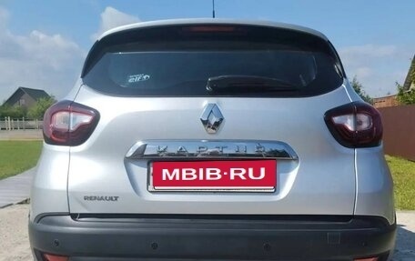 Renault Kaptur I рестайлинг, 2017 год, 1 350 000 рублей, 3 фотография