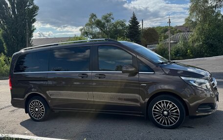 Mercedes-Benz V-Класс, 2016 год, 4 700 000 рублей, 1 фотография