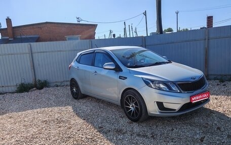 KIA Rio III рестайлинг, 2013 год, 1 000 000 рублей, 1 фотография