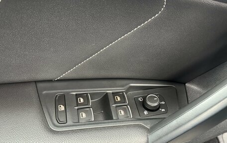 Volkswagen Tiguan II, 2021 год, 4 590 000 рублей, 18 фотография