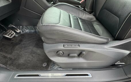 Volkswagen Tiguan II, 2021 год, 4 590 000 рублей, 19 фотография