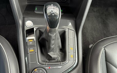 Volkswagen Tiguan II, 2021 год, 4 590 000 рублей, 33 фотография