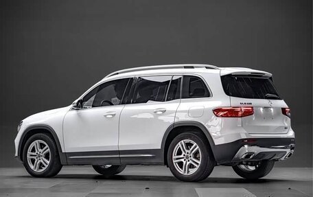 Mercedes-Benz GLB, 2021 год, 2 600 000 рублей, 4 фотография