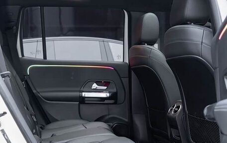 Mercedes-Benz GLB, 2021 год, 2 600 000 рублей, 19 фотография