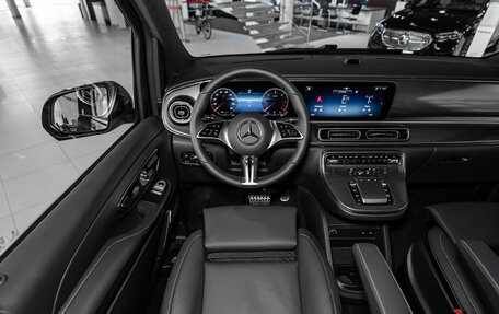Mercedes-Benz V-Класс, 2026 год, 14 111 000 рублей, 12 фотография