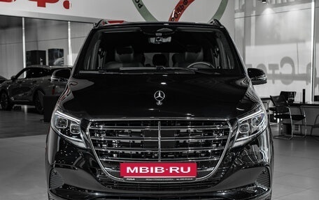 Mercedes-Benz V-Класс, 2026 год, 14 111 000 рублей, 2 фотография