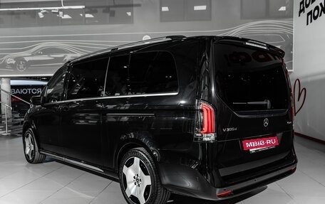 Mercedes-Benz V-Класс, 2026 год, 14 111 000 рублей, 6 фотография