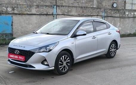 Hyundai Solaris II рестайлинг, 2020 год, 1 600 000 рублей, 4 фотография