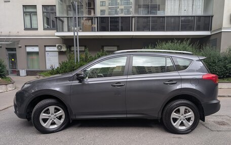 Toyota RAV4, 2014 год, 2 000 000 рублей, 5 фотография