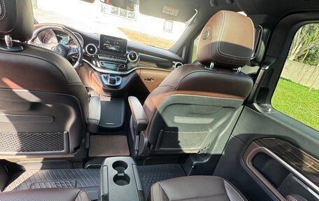 Mercedes-Benz V-Класс, 2016 год, 4 700 000 рублей, 8 фотография
