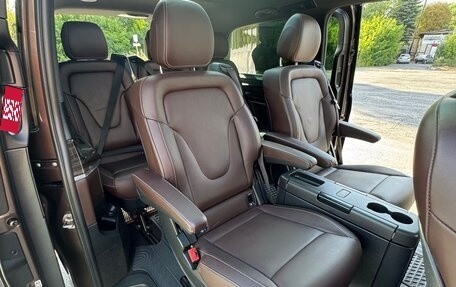 Mercedes-Benz V-Класс, 2016 год, 4 700 000 рублей, 5 фотография