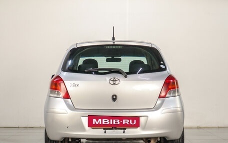 Toyota Vitz, 2008 год, 499 000 рублей, 6 фотография