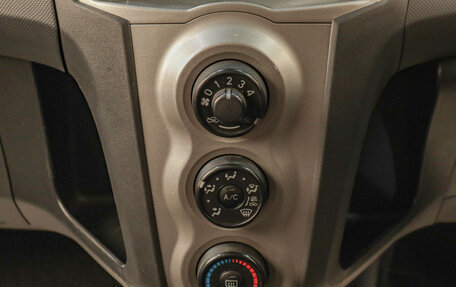 Toyota Vitz, 2008 год, 499 000 рублей, 13 фотография