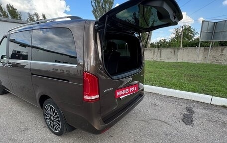 Mercedes-Benz V-Класс, 2016 год, 4 700 000 рублей, 14 фотография