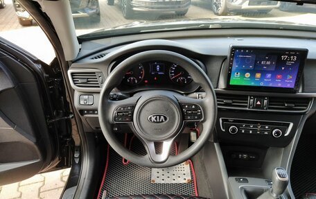 KIA Optima IV, 2017 год, 1 380 000 рублей, 26 фотография