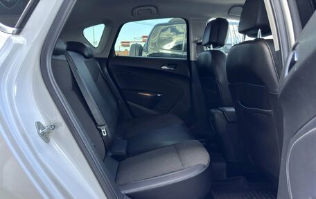 Opel Astra J, 2011 год, 859 000 рублей, 13 фотография