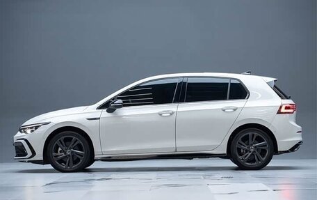 Volkswagen Golf VIII, 2022 год, 1 950 000 рублей, 7 фотография