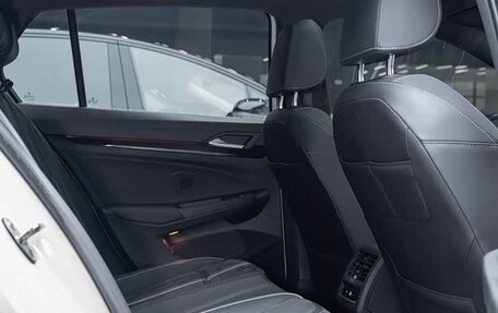 Volkswagen Golf VIII, 2022 год, 1 950 000 рублей, 19 фотография