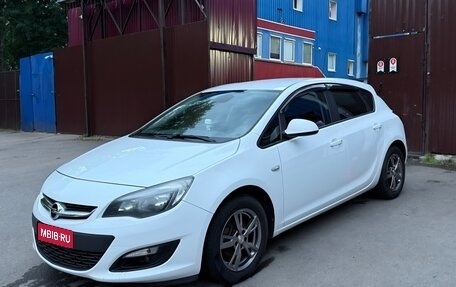 Opel Astra J, 2014 год, 580 000 рублей, 1 фотография
