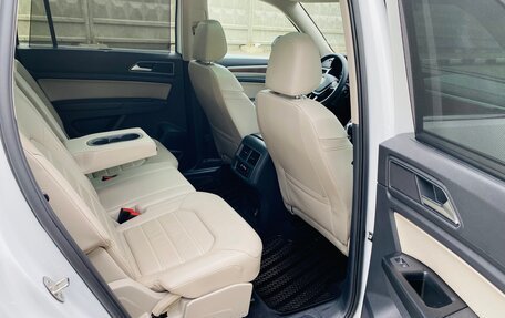 Volkswagen Teramont I, 2018 год, 3 295 000 рублей, 27 фотография